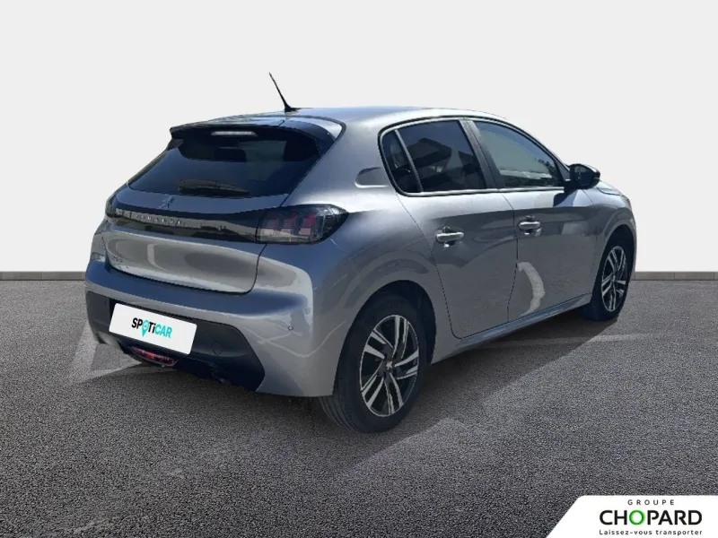 Image secondaire du véhicule 4