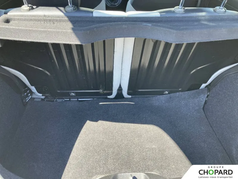 Image secondaire du véhicule 7