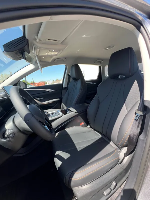 Image secondaire du véhicule 8