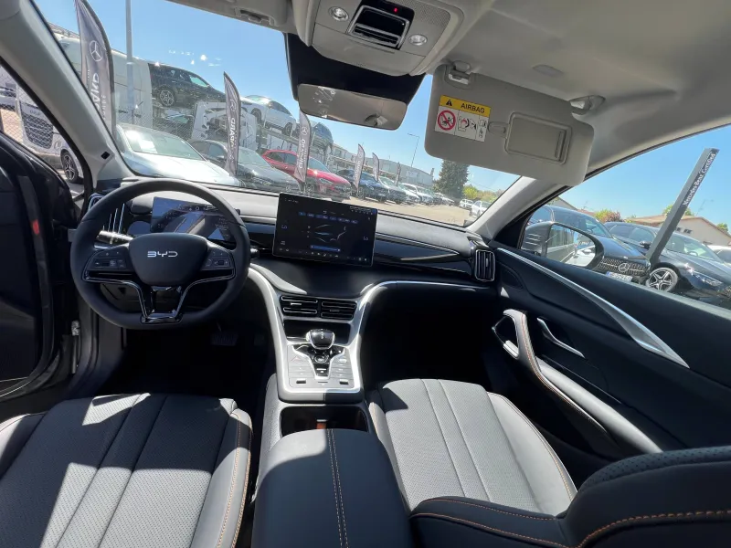 Image secondaire du véhicule 9