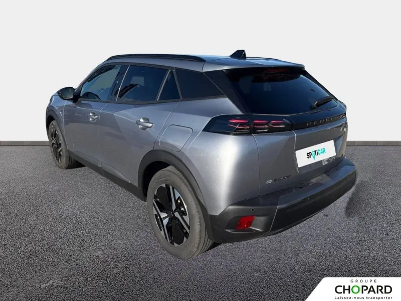 Image secondaire du véhicule 8