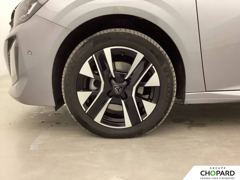 Image secondaire du véhicule 8