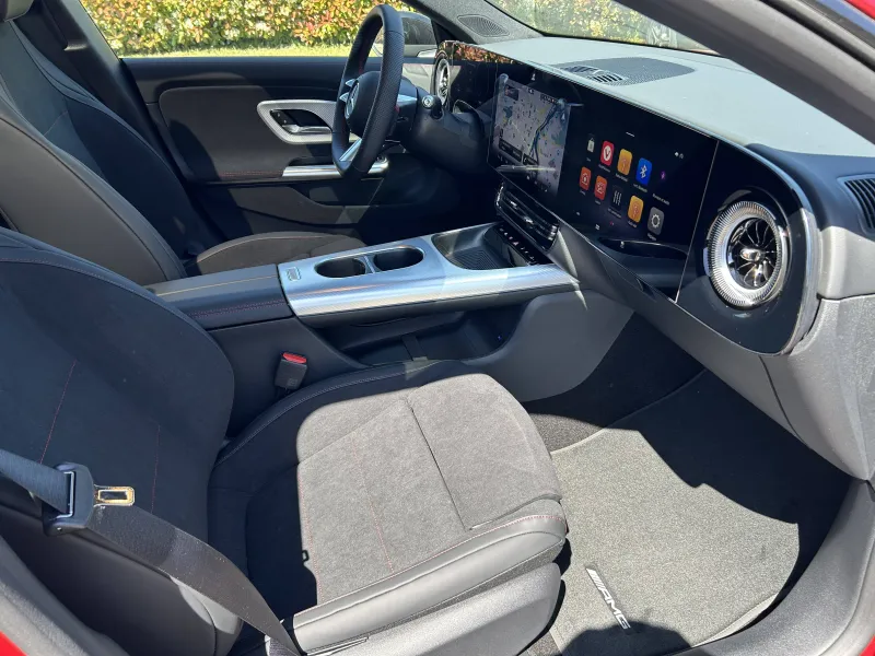 Image secondaire du véhicule 4