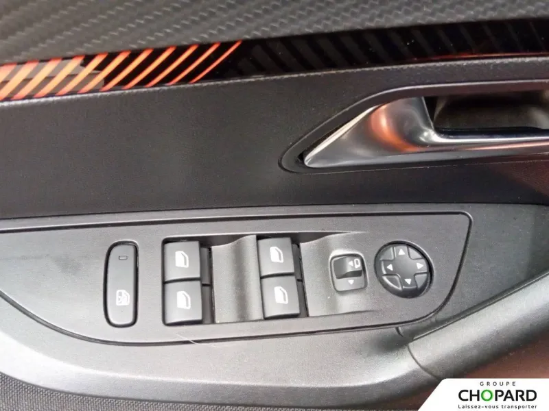 Image secondaire du véhicule 9