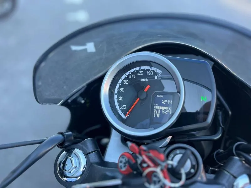 Image secondaire du véhicule 4