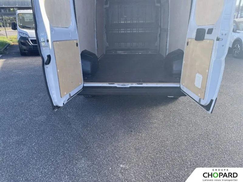 Image secondaire du véhicule 7