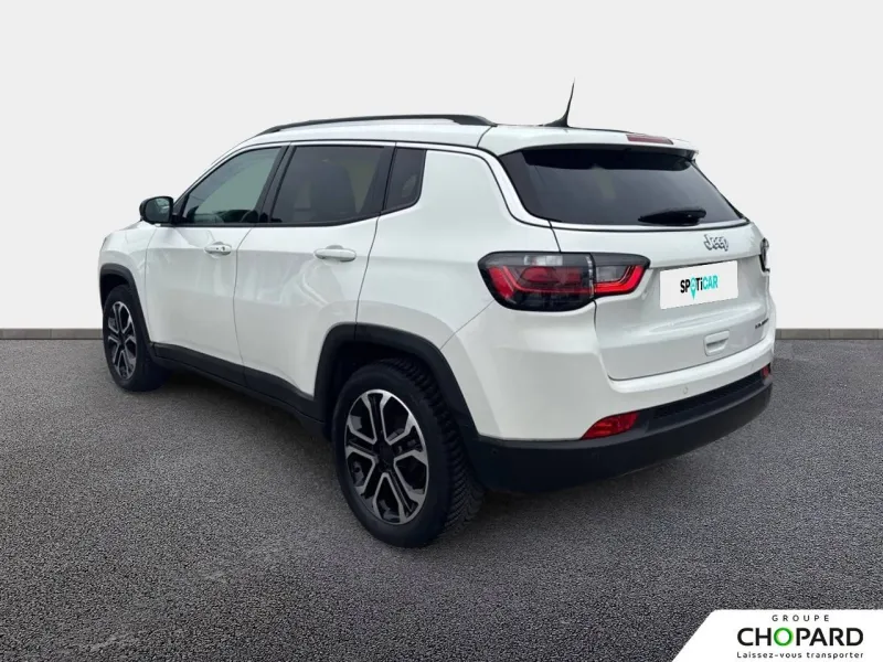 Image secondaire du véhicule 8