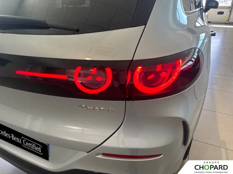 Image secondaire du véhicule 10