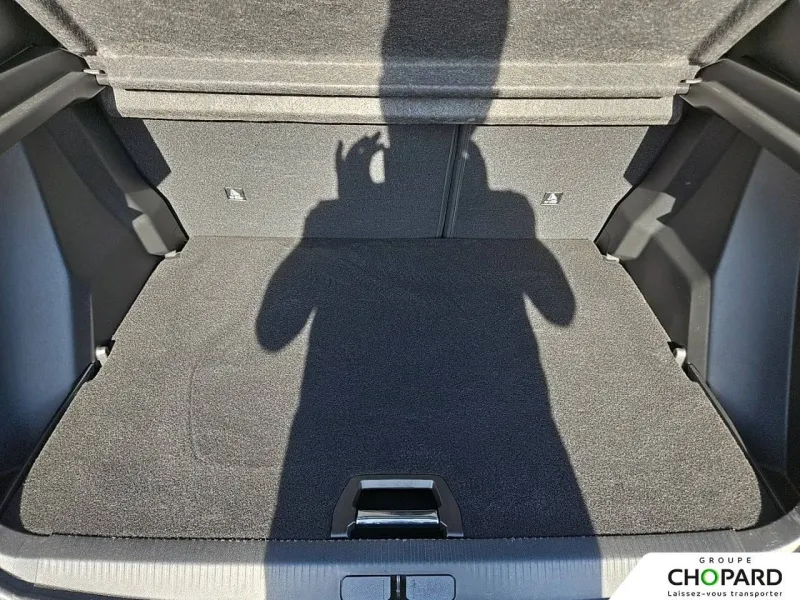 Image secondaire du véhicule 9