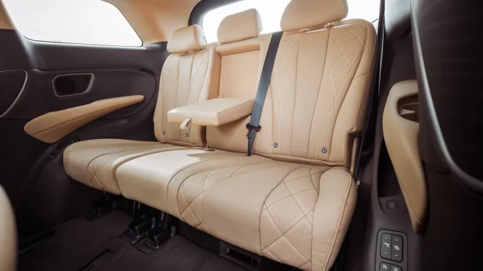 Denza D9 2026 : banquette arrière