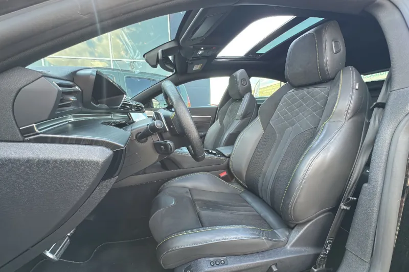 Image secondaire du véhicule 10