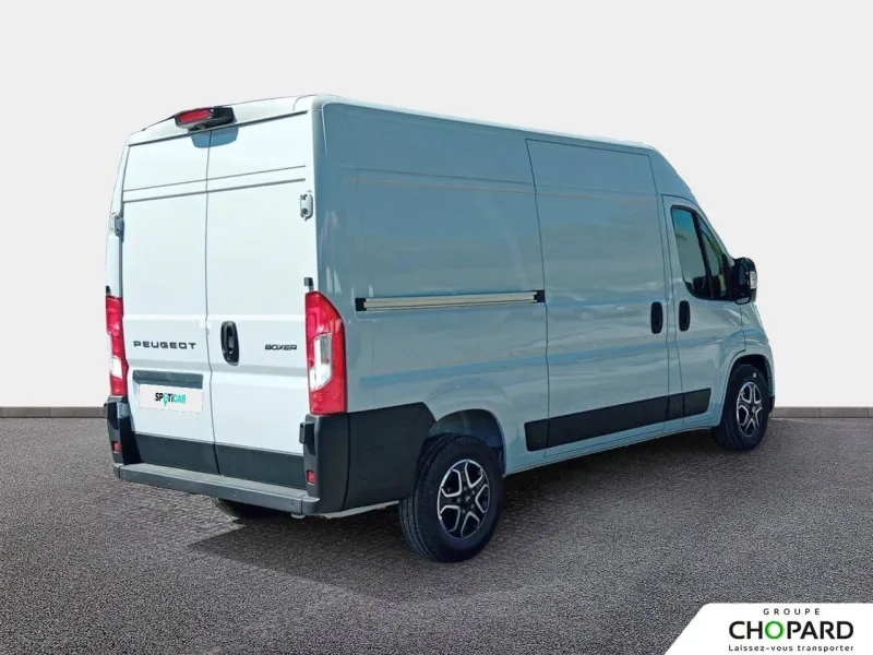 Image secondaire du véhicule 4