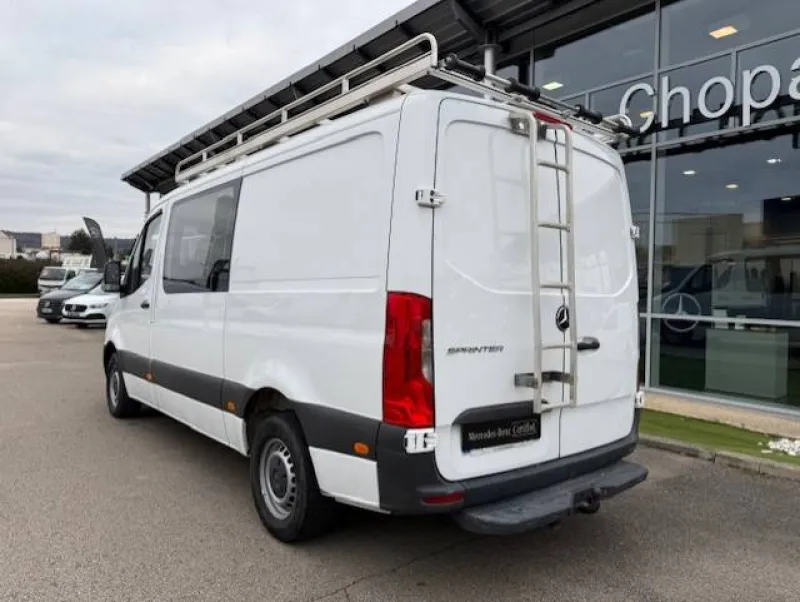 Image secondaire du véhicule 4