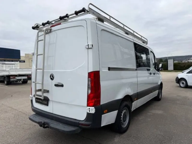 Image secondaire du véhicule 6