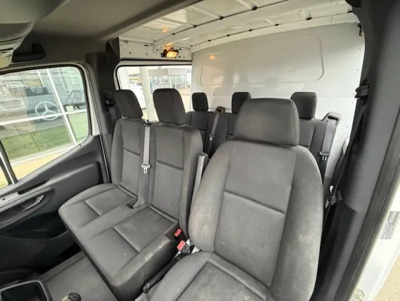 Image secondaire du véhicule 10