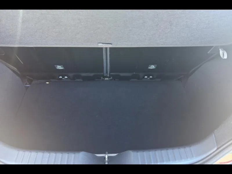 Image secondaire du véhicule 10