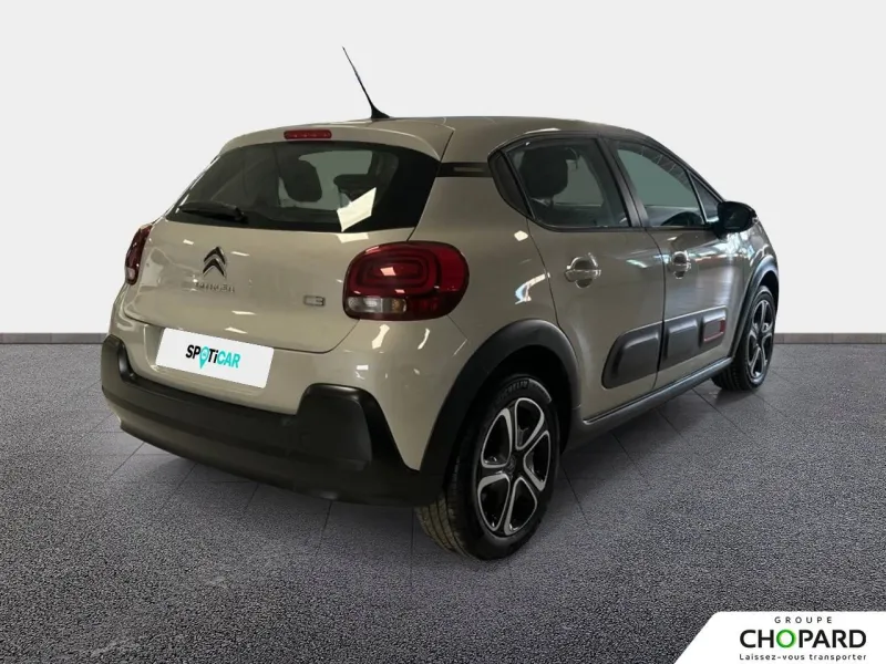 Image secondaire du véhicule 9