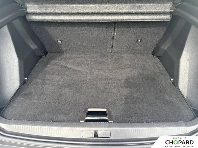 Image secondaire du véhicule 9