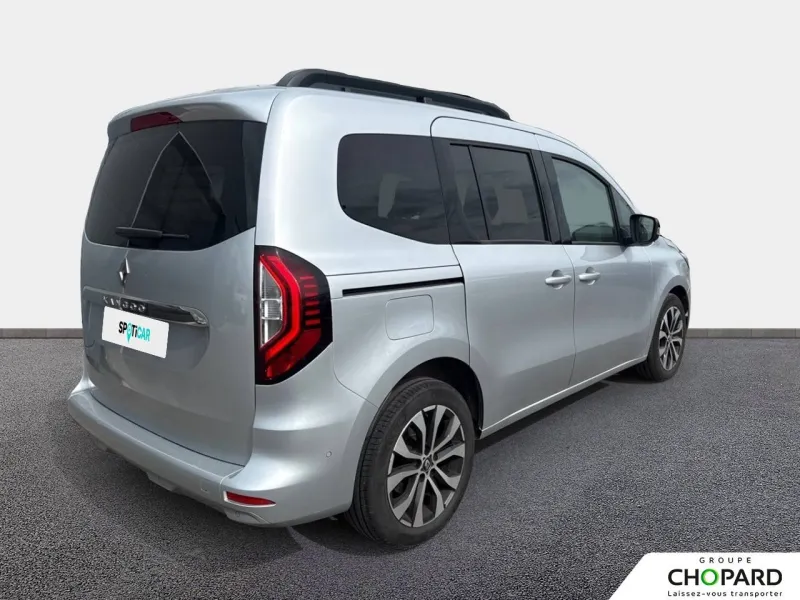 Image secondaire du véhicule 4