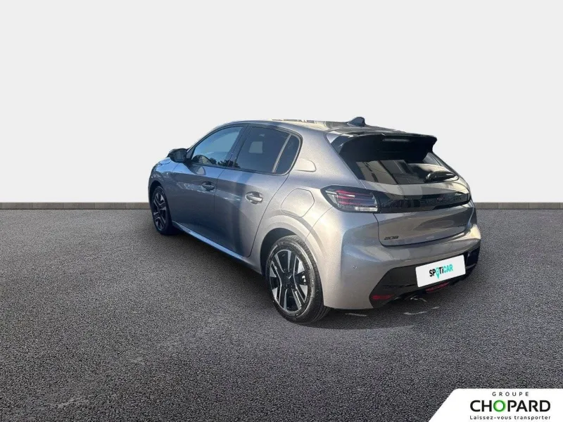 Image secondaire du véhicule 8