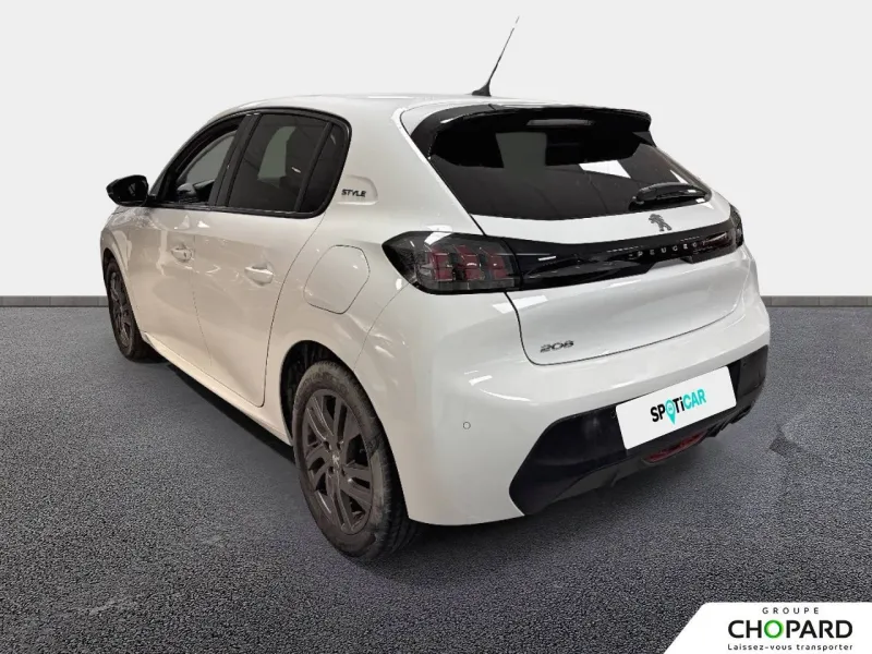 Image secondaire du véhicule 8