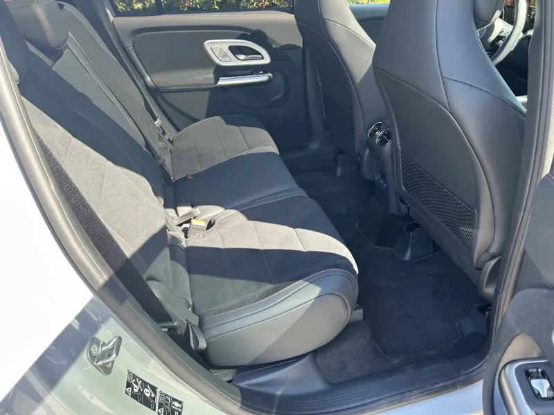 Image secondaire du véhicule 5