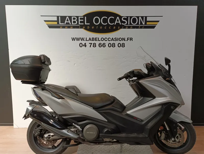 Kymco-AK 550-d'occasion chez Label Occasion