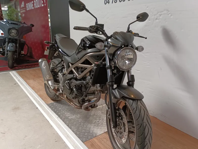 Image secondaire du véhicule 3