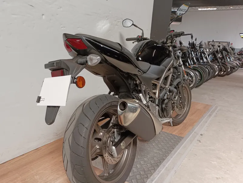 Image secondaire du véhicule 4