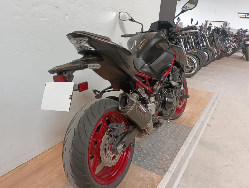 Image secondaire du véhicule 4