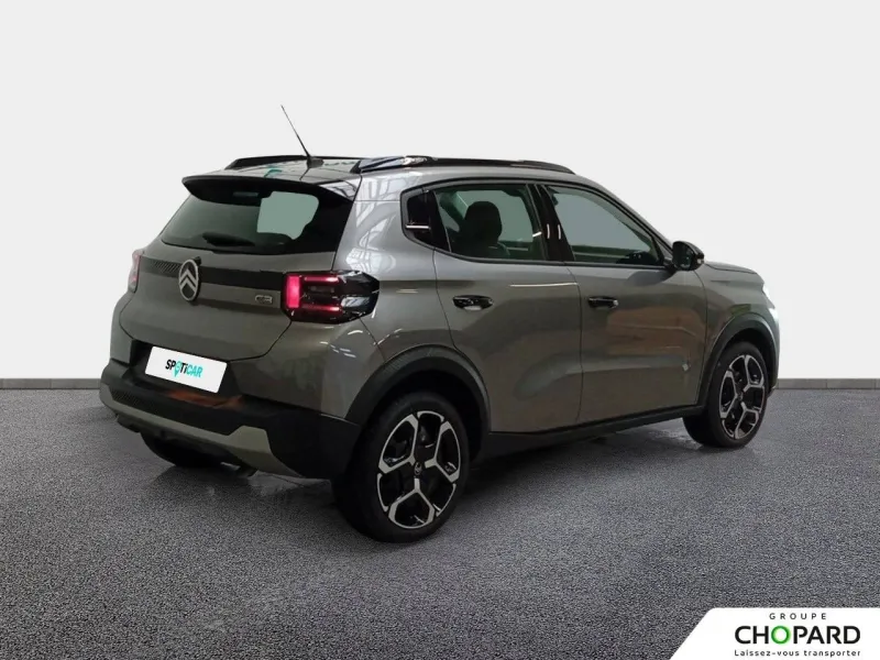 Image secondaire du véhicule 9