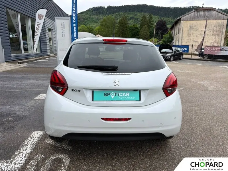 Image secondaire du véhicule 6