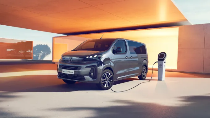 Peugeot traveller : En recharge