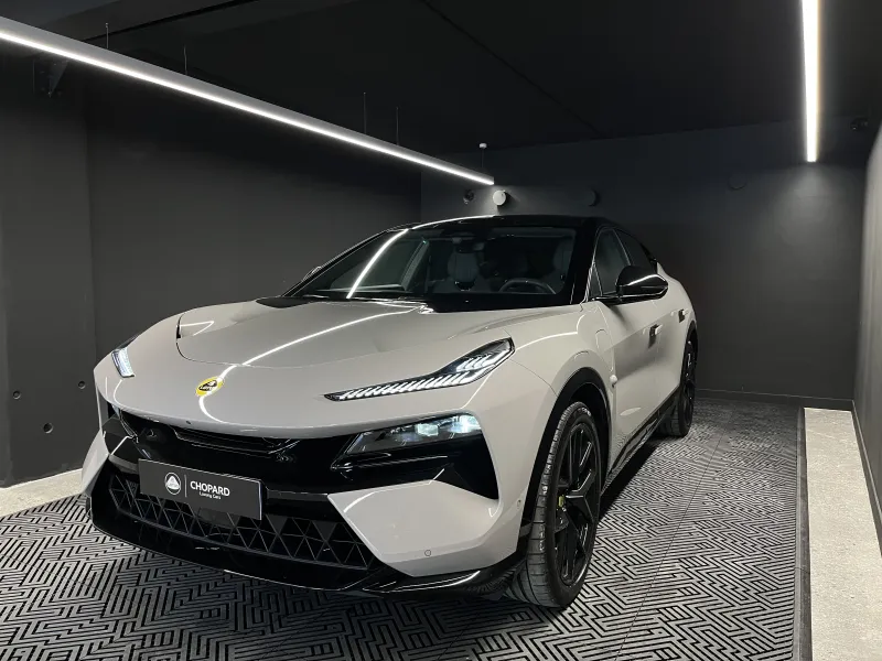 Lotus-Eletre-d'occasion chez Lotus Cannes