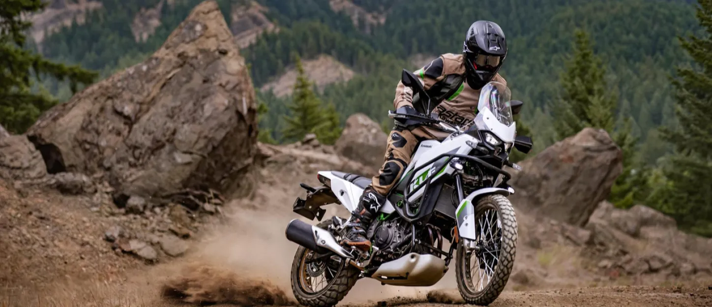 Kawasaki KLE 500 : Position debout tout terrain