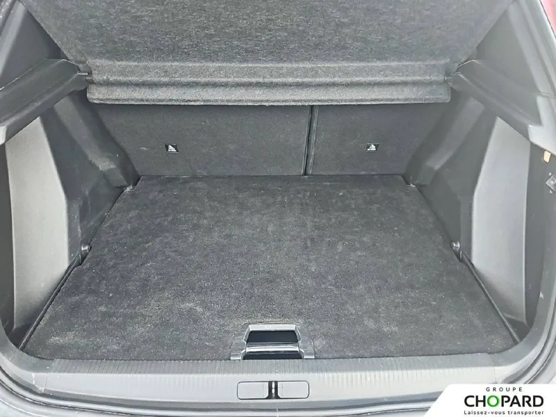 Image secondaire du véhicule 9