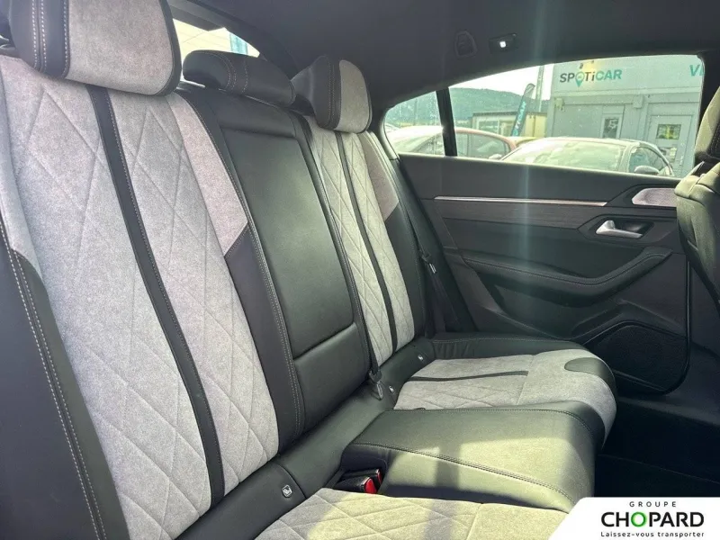 Image secondaire du véhicule 21