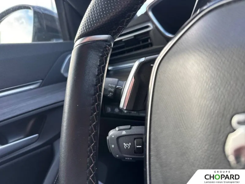 Image secondaire du véhicule 24