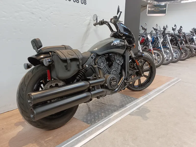 Image secondaire du véhicule 4