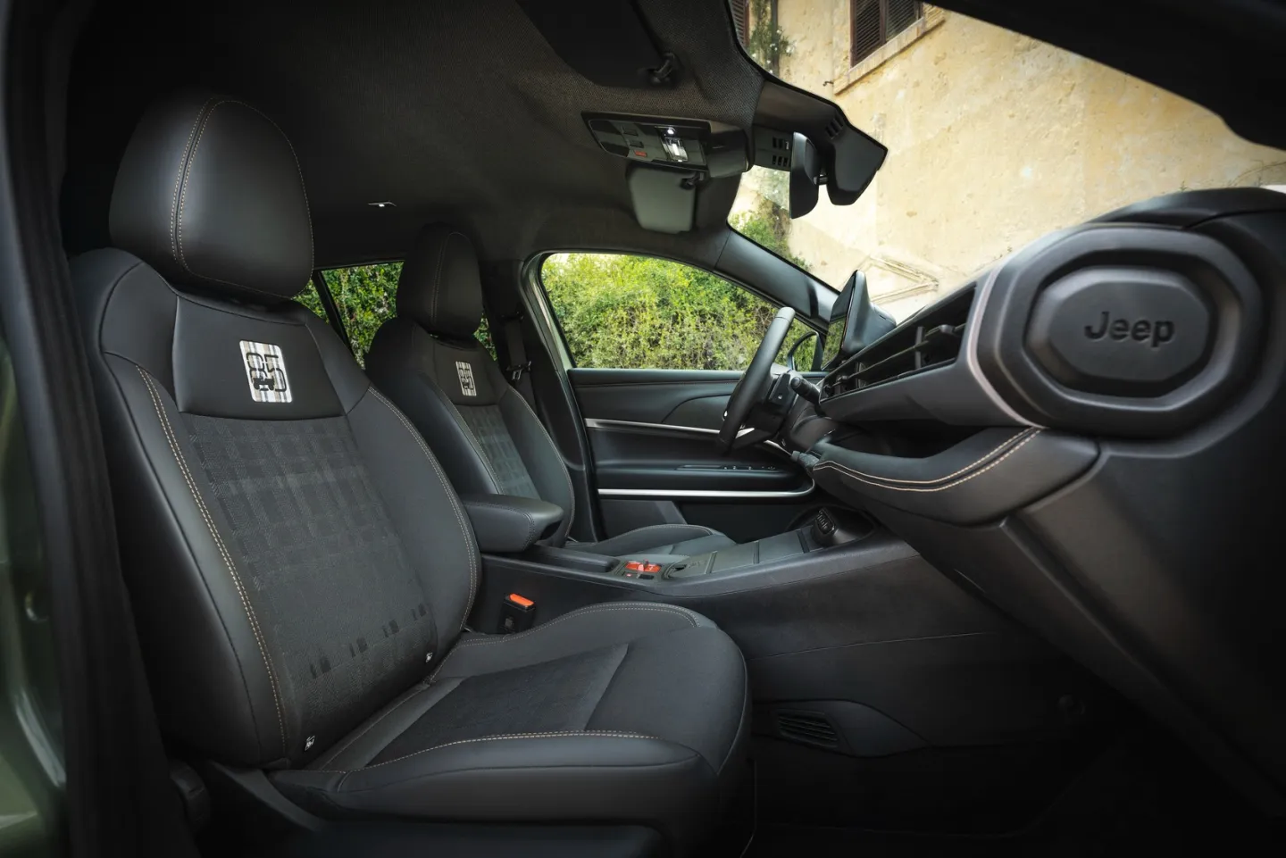 Jeep Avenger 2026 : Sièges version anniversaire