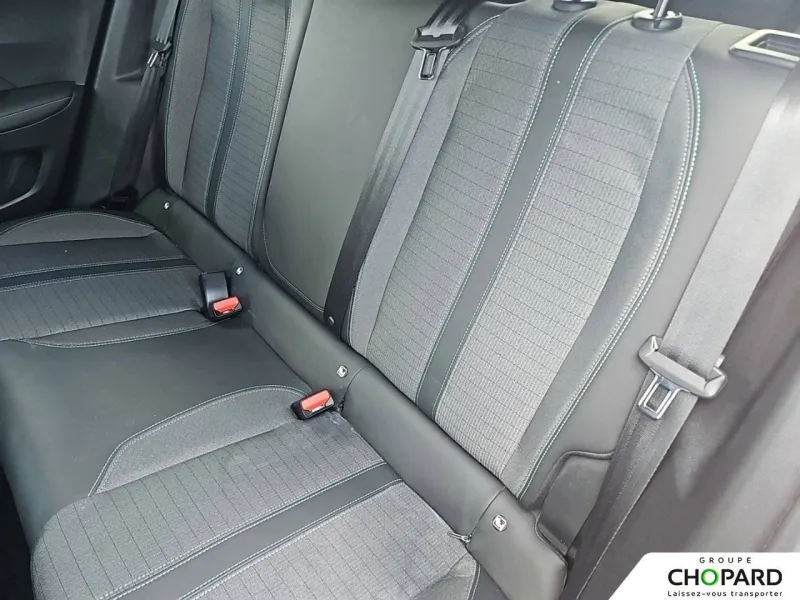 Image secondaire du véhicule 19