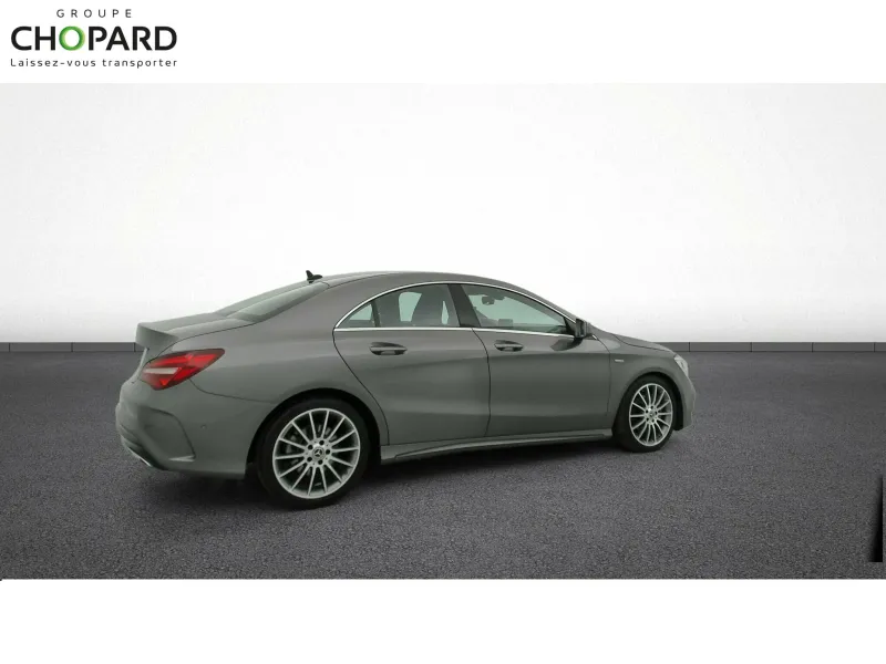 Image secondaire du véhicule 10