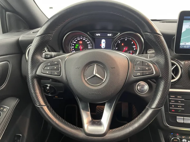 Image secondaire du véhicule 24