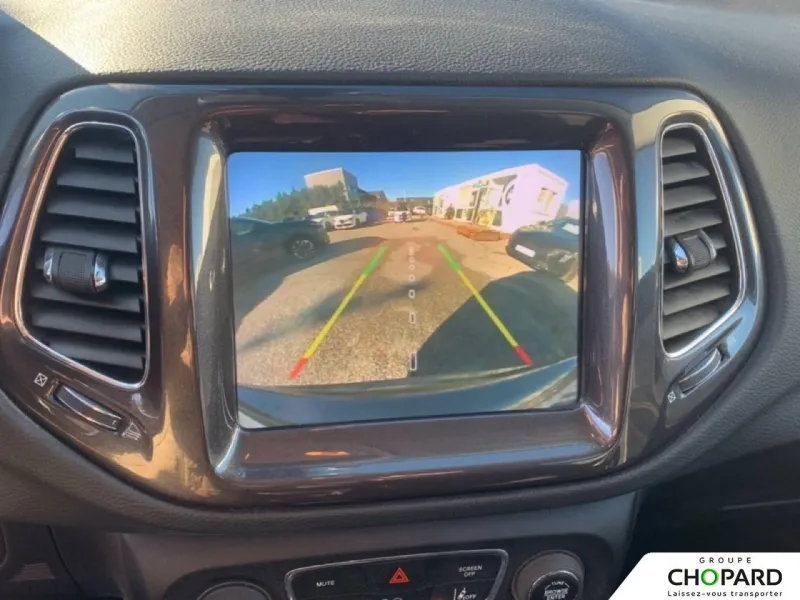 Image secondaire du véhicule 17