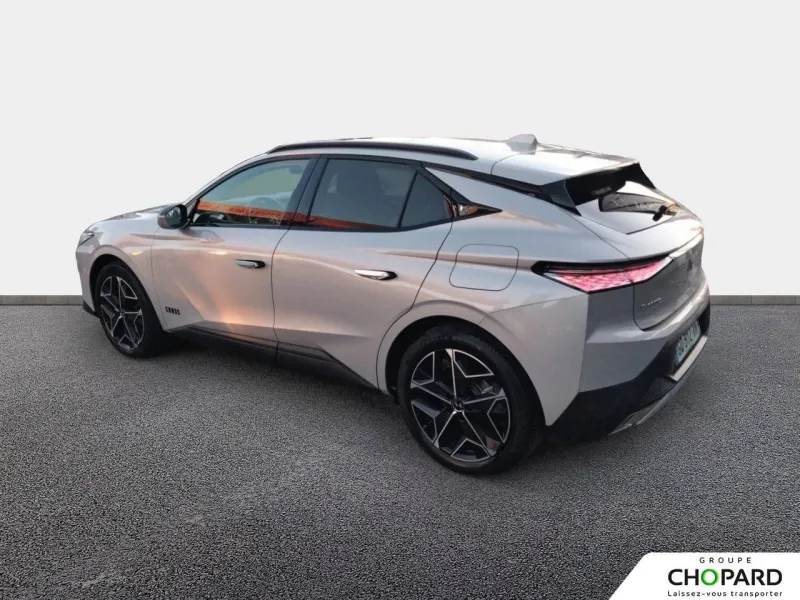 Image secondaire du véhicule 8