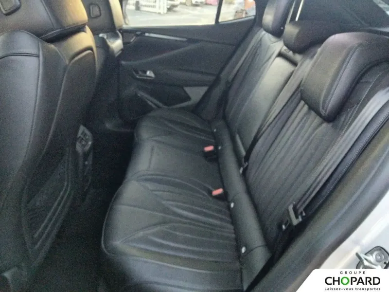 Image secondaire du véhicule 12