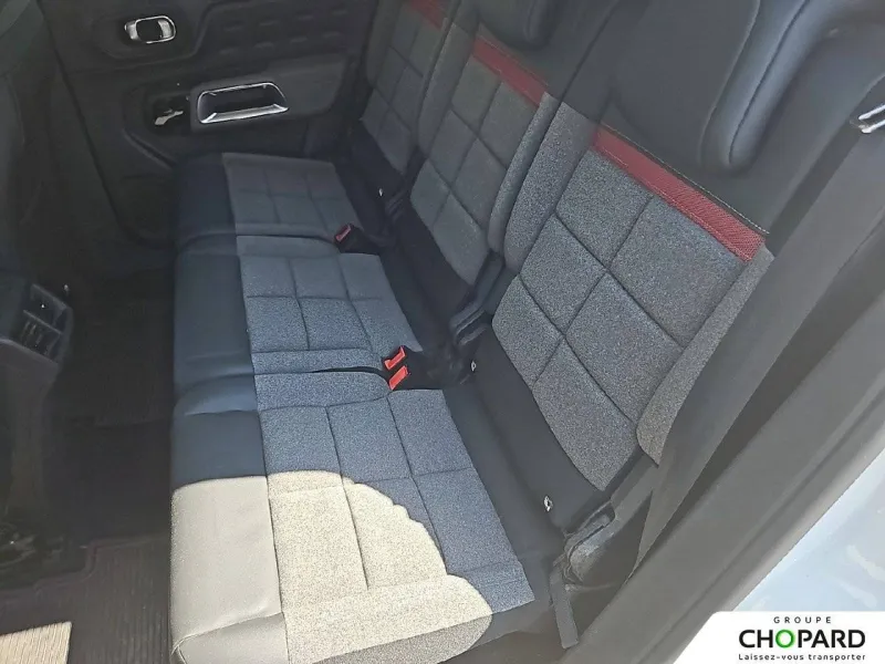 Image secondaire du véhicule 19