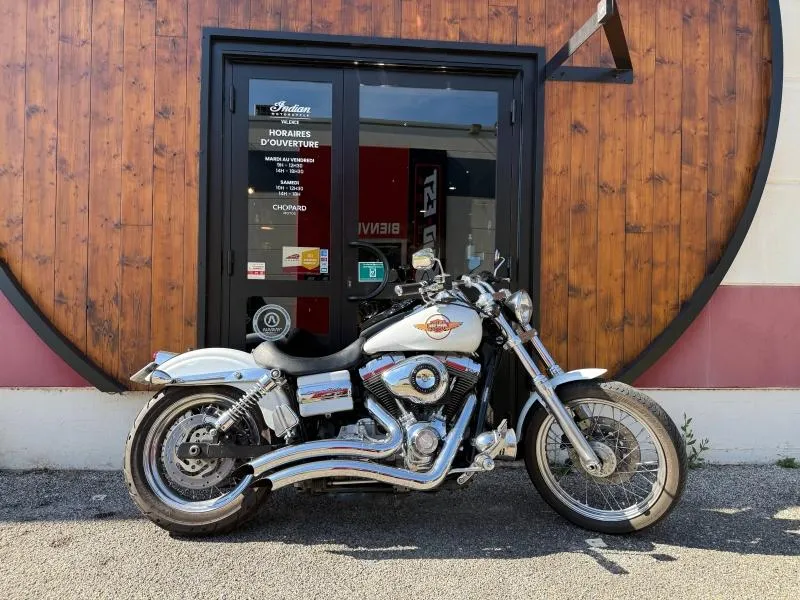 Harley-Davidson-Dyna Super Glide-Dyna Super Glide Custom 1584 Bicolore 2009 Harley-Davidson-Dyna Super Glide-d'occasion chez Indian Motorcycle Valence