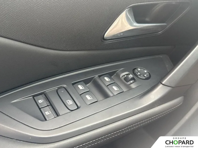 Image secondaire du véhicule 22