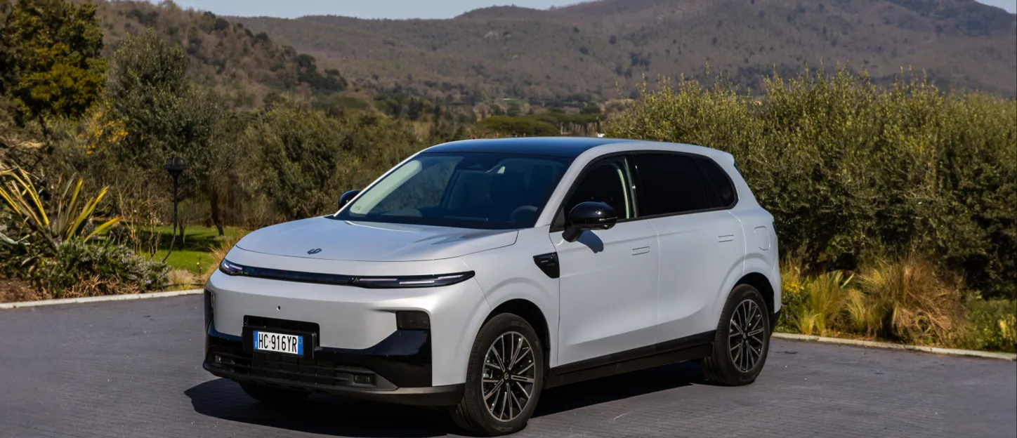 Leapmotor B10 : Parking dans la nature